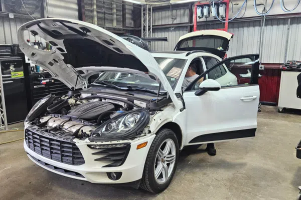 Porsche Auto Body Repair: Cayenne