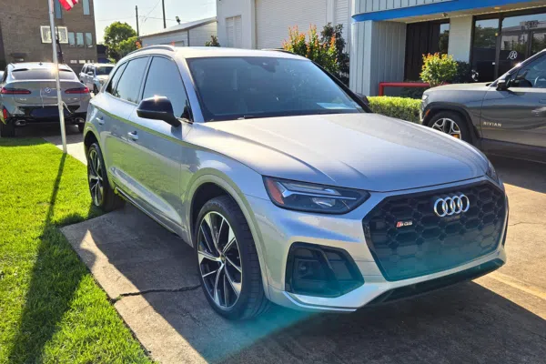 Audi Collision Repair: Audi Q5