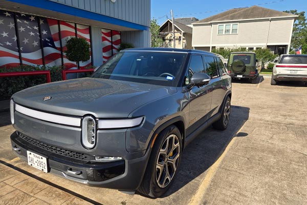 Rivian Collision Repair: R1S